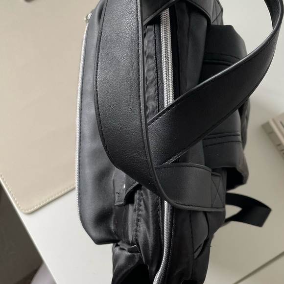 Baby diaper bag never used - Picture 3 of 6